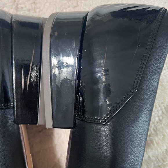 Louise et Cie Black Leather Chain Loafers Size 10 EUC - Picture 14 of 14